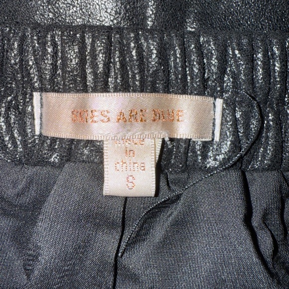 New Faux Leather Black Shorts. Size Small - Picture 2 of 6